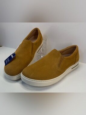 NWT Birkenstock Oswego Men's Slip-On Ginger Corduroy Loafers size 11